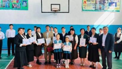Ұстаздар мерекесі аясындағы марапаттар мен ғылыми жетістіктер!